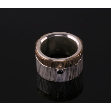 Fatörzs  gyűrű turmalinnal